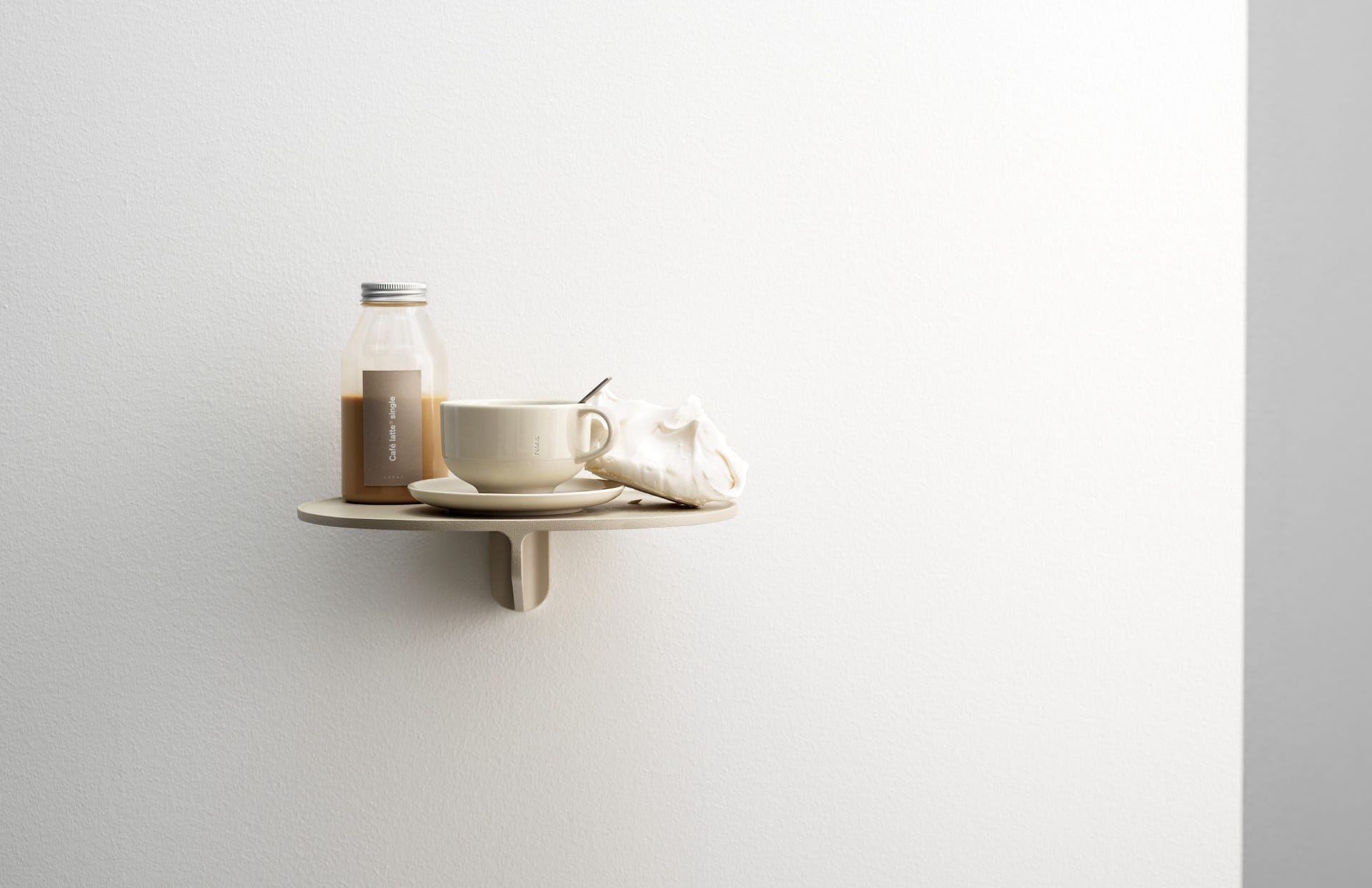 Museum Sidetable – Shelf – Candle holder TAF Studios